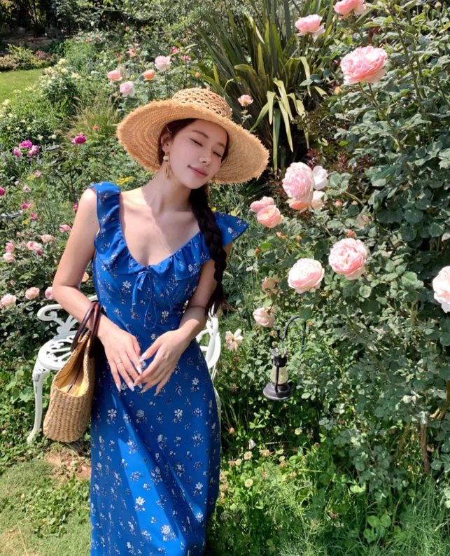 New Fashion Navy Blue Floral Design Elegant Beach Holiday A-line Sleeveless Women Dress, DP5933