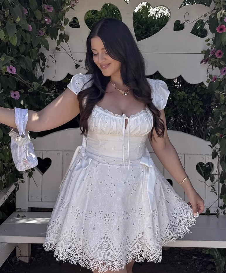 Fashion White Lace Short-sleeved Design A-line Party Dress Homecoming Dress , DP5866