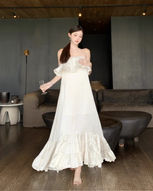 Vintage Elfenbein trägerloses Rüschensaum-Design Elegantes Strandurlaub A-Linie Ärmelloses Sommerkleid DP6262