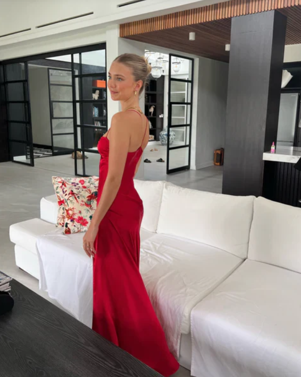Elegant Satin Prom Dress Sheath Spaghetti Strap Evening Gown High Slit Party Dress Long Formal Dress DP6720