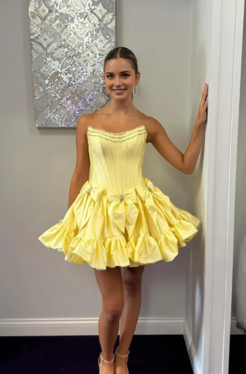 Vintage Beaded A-Line Homecoming Dress Strapless Party Dress Short Cocktail Dress DP6748