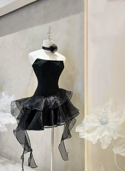 Vintage Black Strapless Homecoming Dress A-Line Party Dress Short Cocktail Dress DP6787
