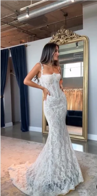 Elegant White Lace Spaghetti Strap Mermaid Trailing Long Wedding Dress DP6798