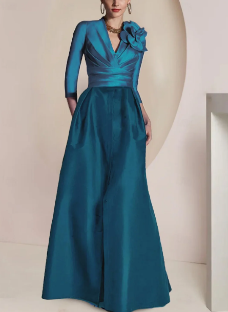 Vintage A-Line V-neck Mother of Bride Dress Long-sleeved Evening Gown Long Formal Dress DP6839