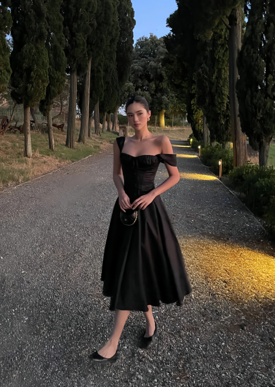 Vintage Black Square-Neck Tea-Length Ruched Bodice Evening Gown DP7400