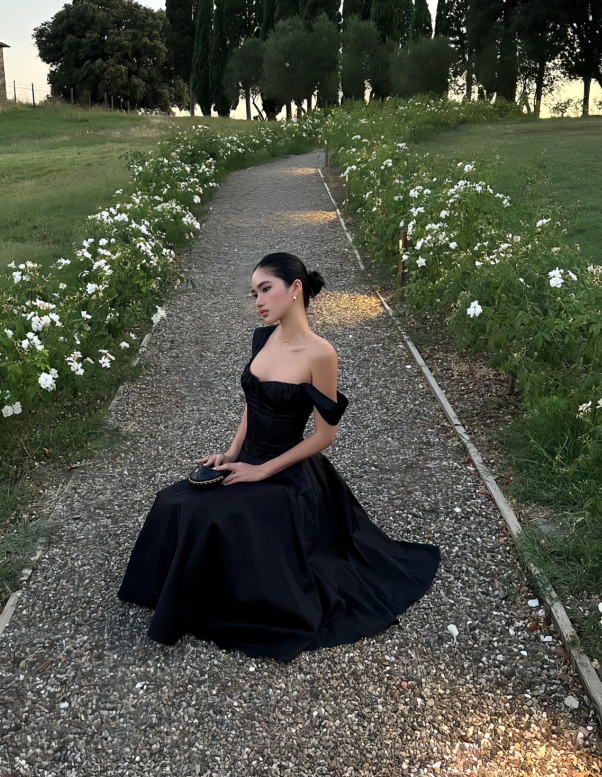 Vintage Black Square-Neck Tea-Length Ruched Bodice Evening Gown DP7400