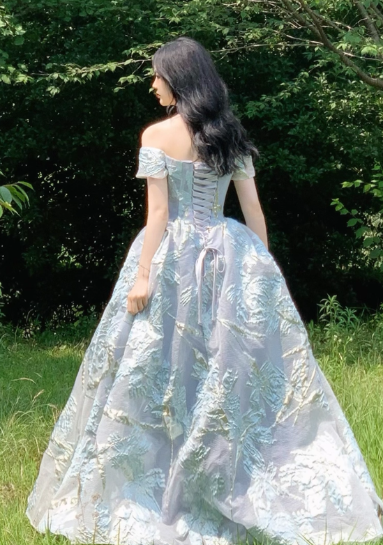 Robe de bal de quinceañera vintage bleu clair à épaules dénudées, coupe trapèze, ornée d'appliqués texturés DP7080