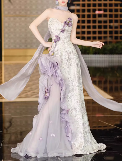 Glamouröses, lilafarbenes 3D-Blumen-Abendkleid mit Herzausschnitt und Spitze, Meerjungfrauen-Stil, trägerlos, DP7095