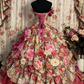 Robe de bal bustier d'inspiration vintage, ornée d'appliqués floraux 3D, à volants et à étages, idéale pour une quinceañera ou un sweet 15 (DP7171).