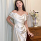 Robe de mariée fourreau élégante en satin blanc à épaules dénudées DP7201