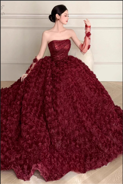 Robe de bal glamour bordeaux sans bretelles à sequins et roses 3D pour Quinceañera ou Sweet 15 DP7214