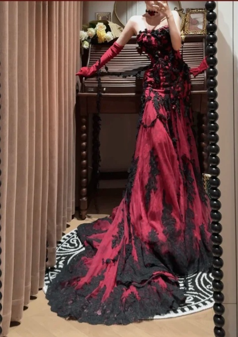 Vintage-Inspired Strapless Mermaid Burgundy & Black Lace Dramatic Train Evening Gown DP7257