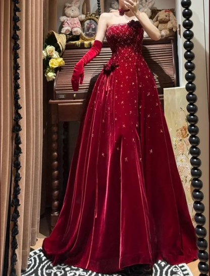 Vintage-Inspired Burgundy Strapless Velvet Evening Gown Starry Sequin Details Floral Applique Prom Dress DP7289