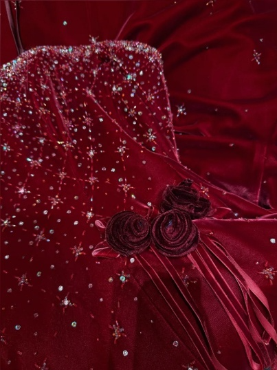 Vintage-Inspired Burgundy Strapless Velvet Evening Gown Starry Sequin Details Floral Applique Prom Dress DP7289