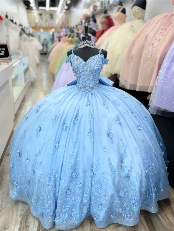 Vintage Appliques Sweetheart Lace Detachable Straps Tulle Sweet 16 Quinceanera Ball Gown DP3004