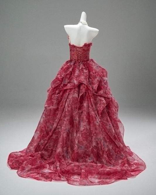 Wunderschönes, trägerloses, transparentes Ballkleid mit floralem Muster, Rüschen und Tüll für den Sweet 16 Quinceañera-Abend DP7422