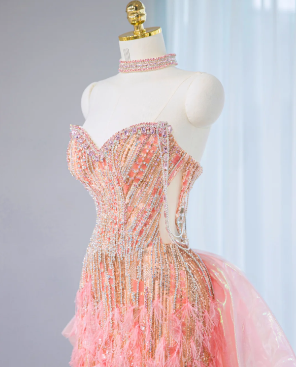 Robe de soirée somptueuse en tulle scintillant, bustier cœur et sequins DP7452