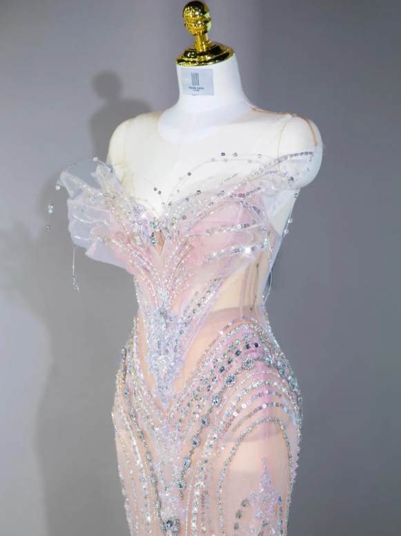 Glamorous Pink Ombre Tulle Mermaid Off-Shoulder Beaded Formal Ruffled Evening Gown DP7455