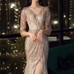 Robe de soirée glamour champagne à sequins, fourreau, manches 3/4, col en V et fente haute DP7471
