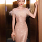 Robe de soirée glamour rose doré à sequins, fourreau, plumes, épaules dénudées et fente haute DP7483