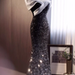Glamouröses schwarzes Pailletten-Abendkleid im Meerjungfrauenstil mit schulterfreiem Ausschnitt (DP7490)