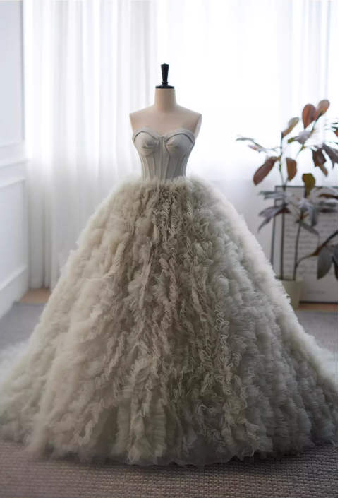 Elegantes, mehrlagiges, gerüschtes Tüll-Trägerkleid für Sweet 16 Quinceañera DP7502