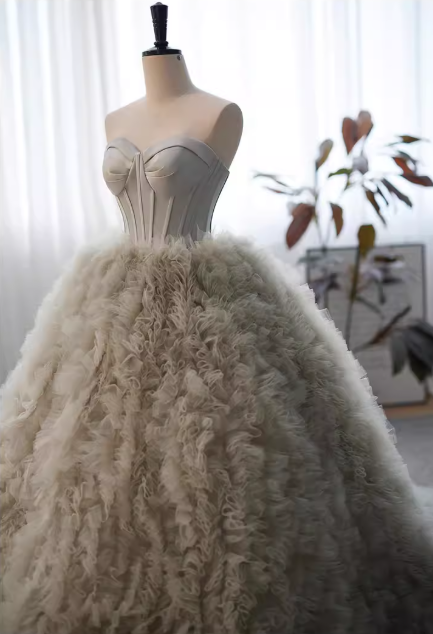 Elegantes, mehrlagiges, gerüschtes Tüll-Trägerkleid für Sweet 16 Quinceañera DP7502