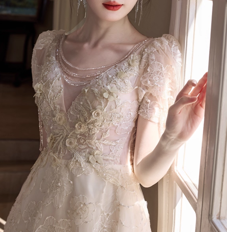 Elegant Floral Lace Applique Evening Gown A-Line Puff Sleeves Tulle Prom Dress DP7538