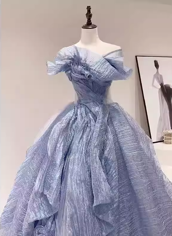 Vintage hellblaues, schulterfreies, gerüschtes Tüll-Ballkleid mit Lagen für Sweet 15, Quinceañera und andere festliche Anlässe DP7586