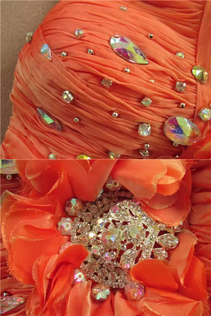 Wunderschönes orangefarbenes, trägerloses Abendkleid mit Perlenbesatz am Oberteil, Chiffon-Abendkleid DP7613