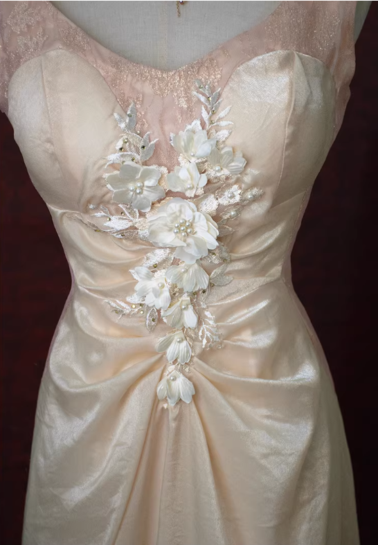 Glamorous Sheath Sleeveless 3D Floral Applique Prom Dress DP7663