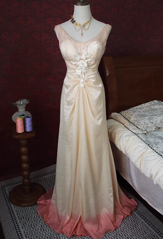 Glamorous Sheath Sleeveless 3D Floral Applique Prom Dress DP7663