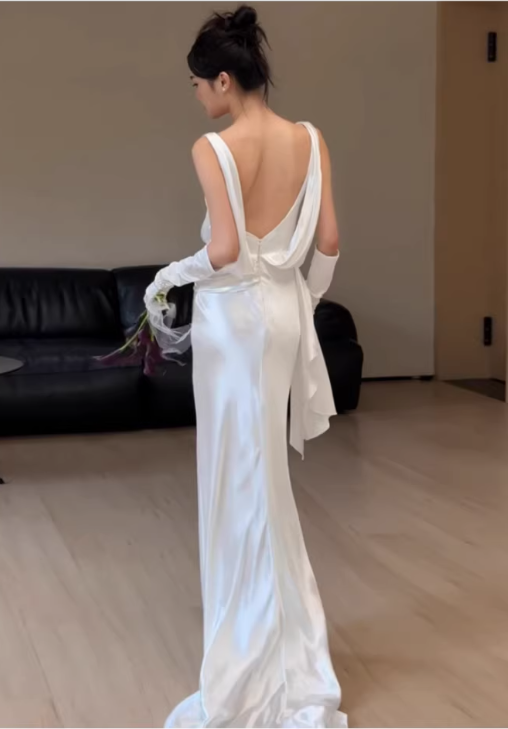 Elegant White Sheath Draped Floor-Length Sheath Wedding Dress DP7666