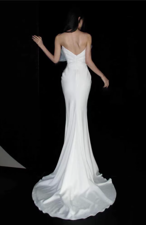 Vintage White Satin Off-the-Shoulder Bow Mermaid Wedding Dress DP7680