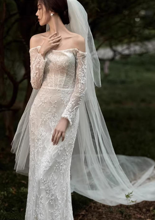 Elegant Ivory Lace Off-Shoulder Mermaid Long-Sleeve with Veil Train Wedding Dress DP7686