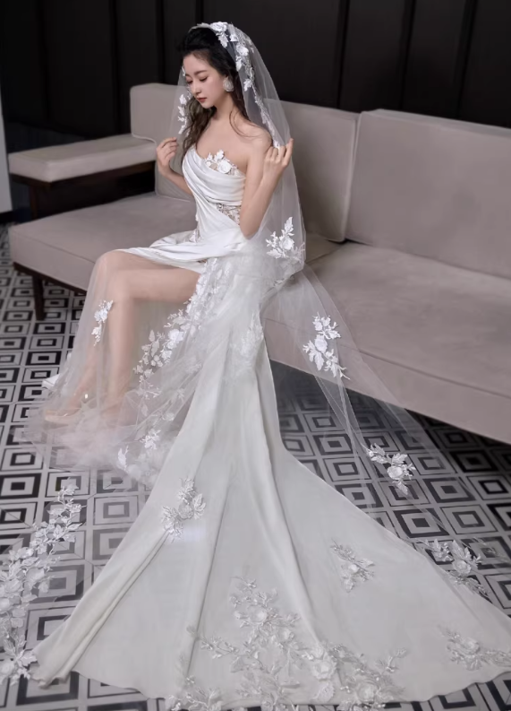 Elegant Satin Strapless Sheath Lace Applique High Slit with Train Wedding Dress DP7688