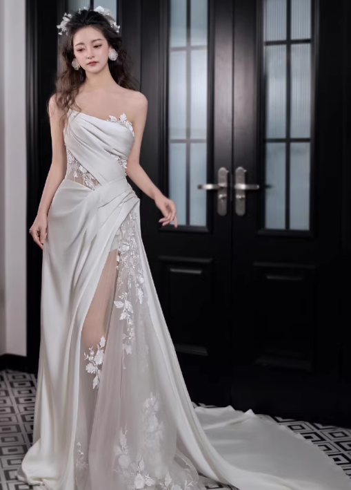 Elegant Satin Strapless Sheath Lace Applique High Slit with Train Wedding Dress DP7688