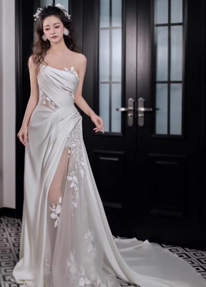 Elegant Satin Strapless Sheath Lace Applique High Slit with Train Wedding Dress DP7688