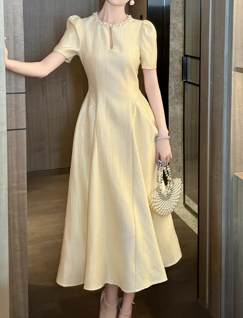 Glamorous Pale Yellow Midi Formal Dress with Puff Sleeves & Pearl Neckline Prom Dress DP7694