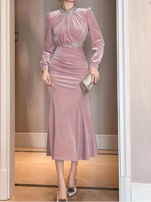 Elegant Pink Velvet Mermaid Midi Evening Gown Long Sleeves Beaded Prom Dress DP7704