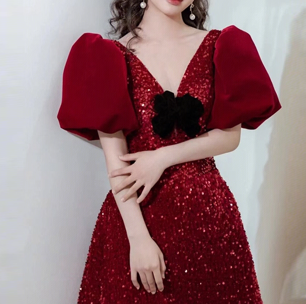 Vintage Crimson Sequin Puff Velvet Sleeves & Black Bow Sweet 16 Quinceanera Ball Gown DP7719