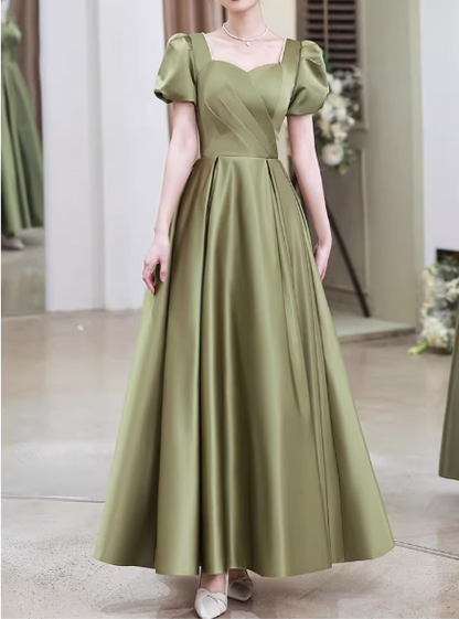 Elegantes olivgrünes Brautjungfernkleid aus Satin mit eckigem Ausschnitt und Puffärmeln (Abendkleid) DP7726