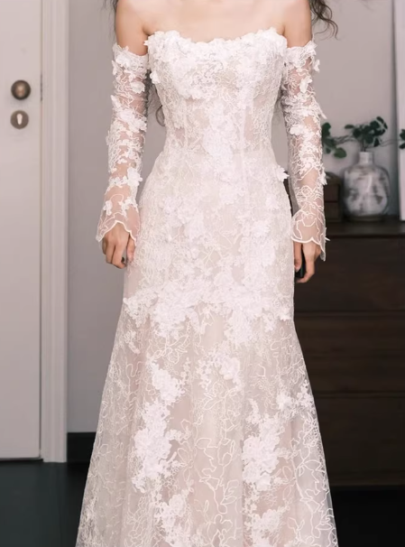 Glamorous Off-the-Shoulder Long-Sleeve Lace A-Line Train Wedding Dress DP7734