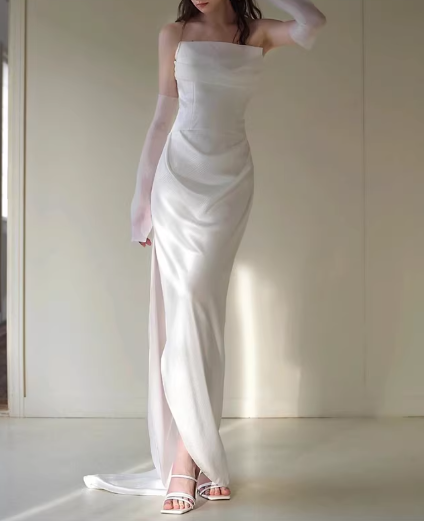 Elegant Ivory Satin Strapless Ruched Tulle Veil Wedding Dress DP7742