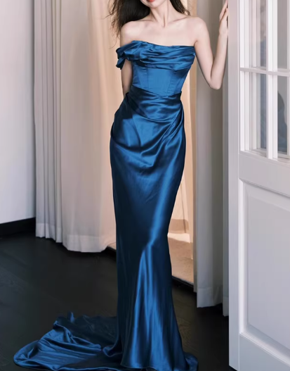 Vintage Royal Blue Satin Mermaid Evening Gown Off-the-Shoulder Ruched Prom Dress DP7747