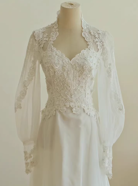 Elegant White Chiffon A-Line Lace Long Sleeve Wedding Dress DP7748