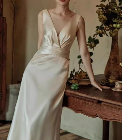 Vintage Ivory Satin Sheath Deep V-Neck Wedding Dress DP7753