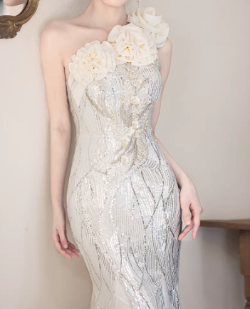 Vintage Silver Sequin One-Shoulder Mermaid Evening Gown 3D Flower Tulle Train Prom Dress DP7766
