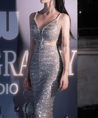 Vintage Silver Sequin Spaghetti Strap Mermaid Evening Gown V-Neck Cutout Prom Dress DP7783