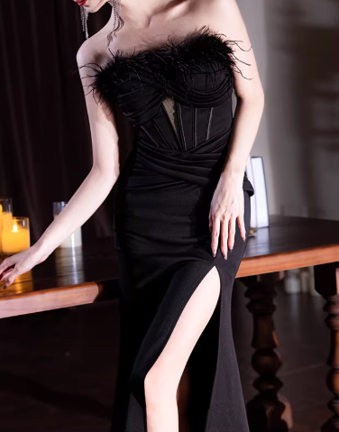Vintage Black Strapless Feather Trim Mermaid Evening Gown High Slit Prom Dress DP7786